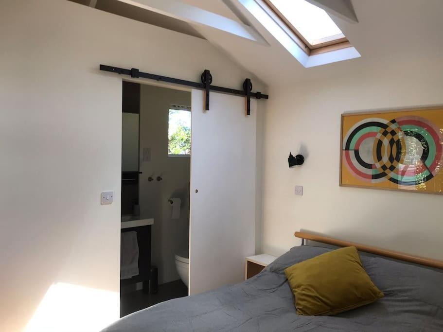The Bay Cabin, Secluded Retreat Bay Apartment *